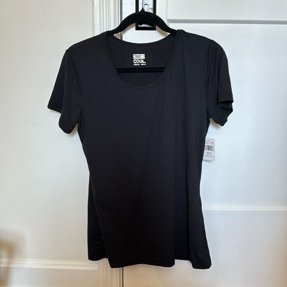 Black activewear short sleeve top- medium